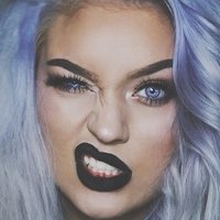 Naomi Jonzeck Çıplak