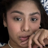 Nextdoor_Queen Çıplak