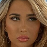 Nikita Sullivan Çıplak