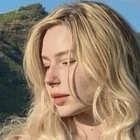 Nikki Beiar Çıplak