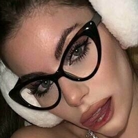 niky_b Çıplak