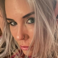 Noa Fox Çıplak