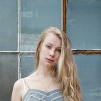 Nora Quest Çıplak