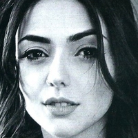 Nyvi Estephan Çıplak