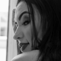 Pamela Libras Çıplak