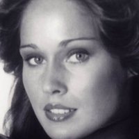 Patti McGuire Çıplak