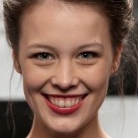Paula Beer Çıplak