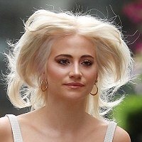 Pixie Lott Çıplak