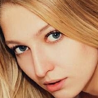 Polina Leybzon Çıplak