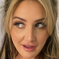 Pomponette Çıplak