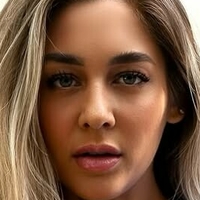 Rebecca Peri Çıplak