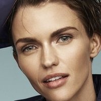Ruby Rose Çıplak