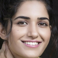 Ruhani Sharma Çıplak