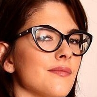 Sara Bell Çıplak