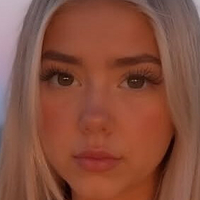 Saskia Roth Çıplak