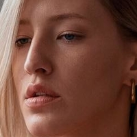 Savannah Savelises Çıplak
