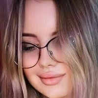 selenacums Çıplak