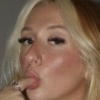 Stella Corbet Çıplak