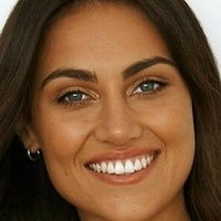 Steph Rayner Çıplak