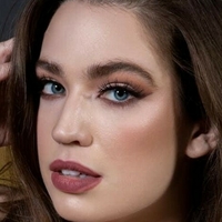 Stephanie Oustalet Çıplak