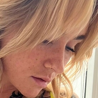 Svenja May Çıplak