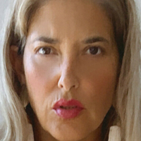 Tania Riquenes Çıplak
