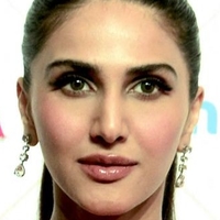 Vaani Kapoor Çıplak
