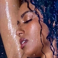 Victoria Allyse Çıplak