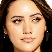 Yasmine MInovski Çıplak