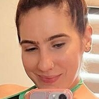 Yinyleon Çıplak