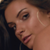 Zoe Wild Çıplak